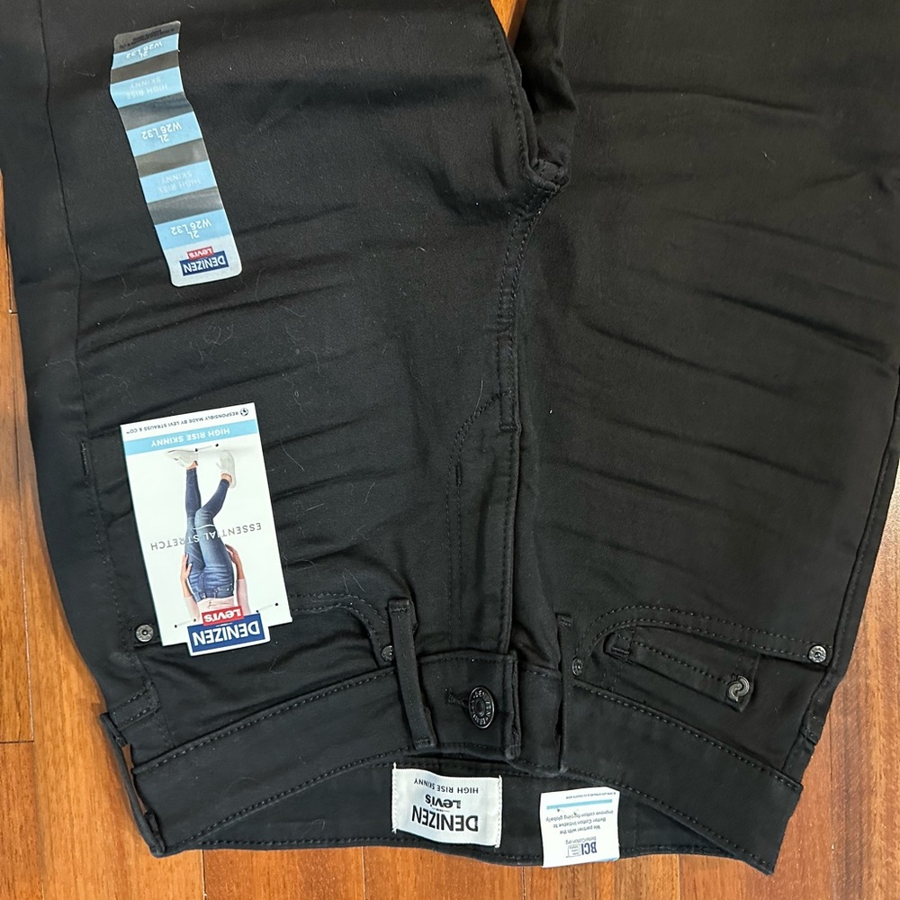 Levi's Black High Rise Skinny Jeans